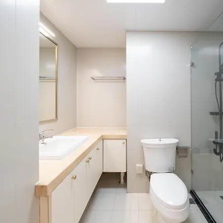 Shanghai Yi Du B&B - Near Nanjing West Road Commercial District, 350 Walk From The Natural History Museum Subway Exterior photo