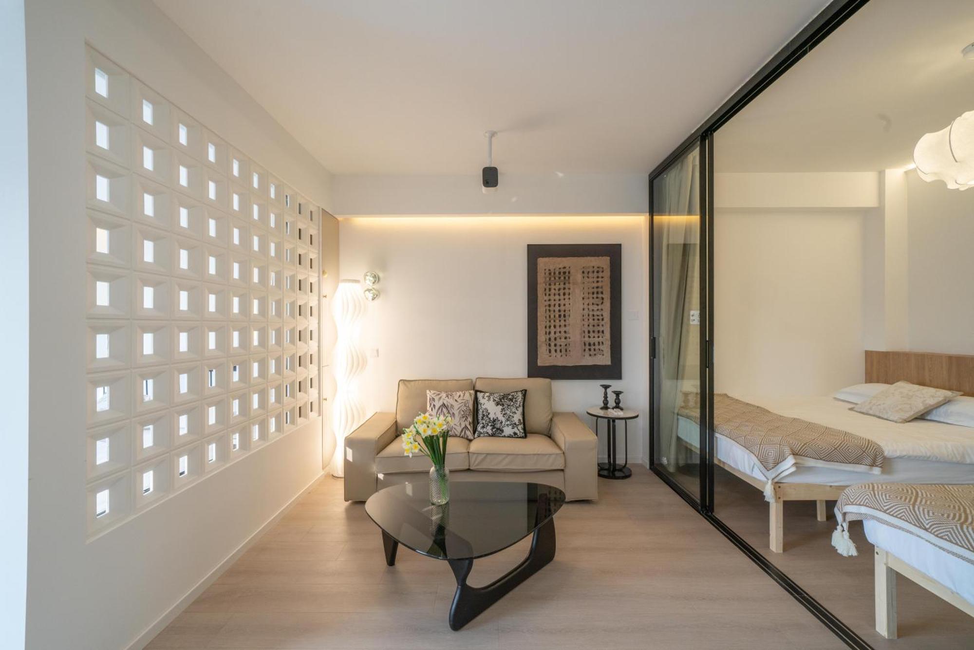 公寓 Yi Du - Near Nanjing West Road Commercial District, 350 Walk From The Natural History Museum Subway
