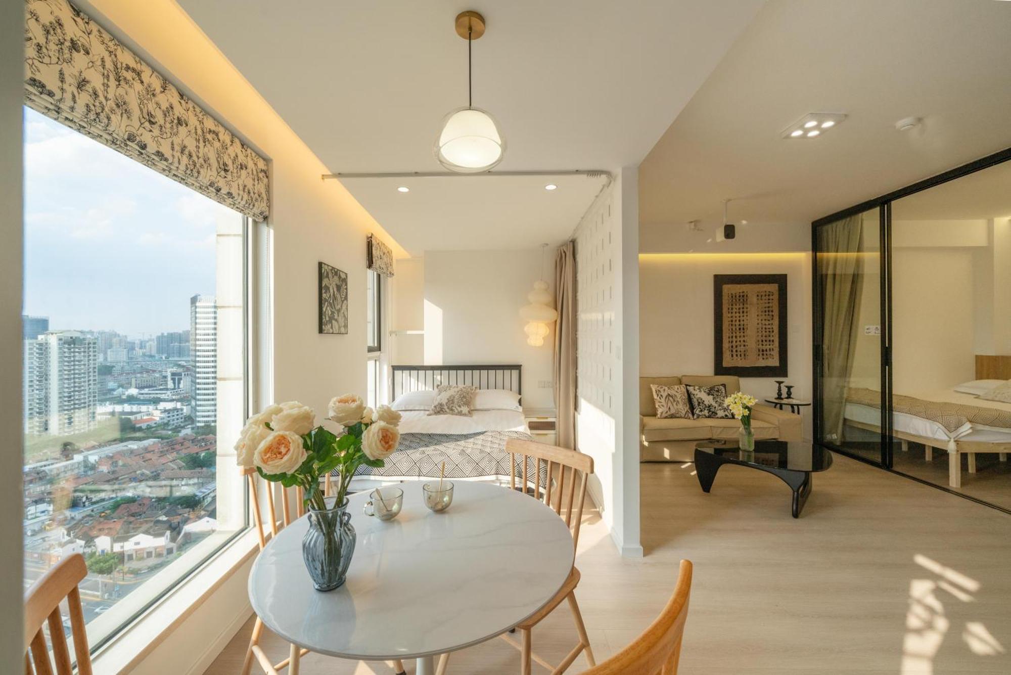 Yi Du - Near Nanjing West Road Commercial District, 350 Walk From The Natural History Museum Subway * 上海