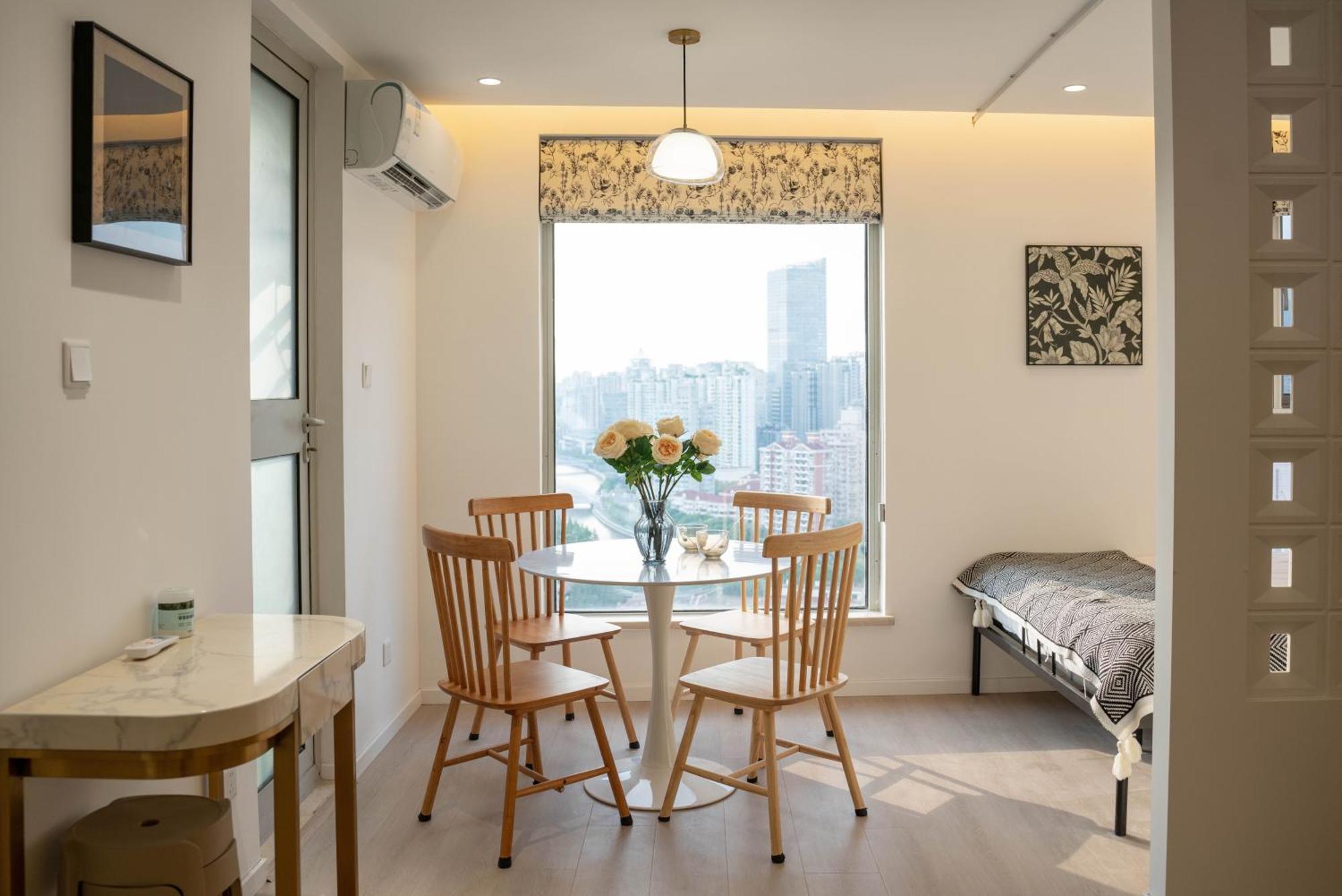 Yi Du - Near Nanjing West Road Commercial District, 350 Walk From The Natural History Museum Subway 公寓 上海